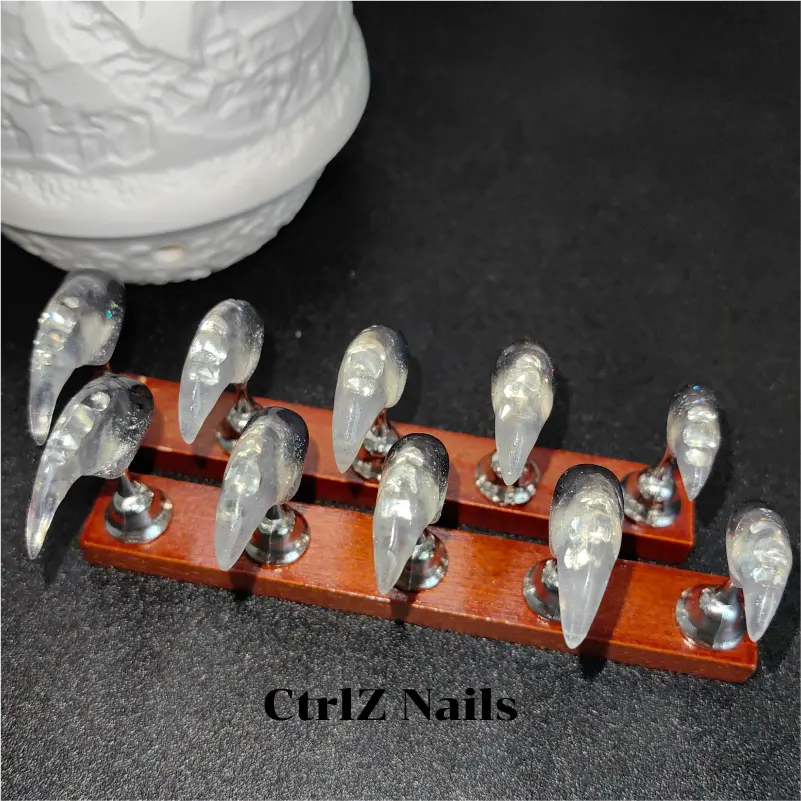 Halloween Press On Nails - Icy Shimmer Dragon Scale Claws, Long Pointed Fake Nails