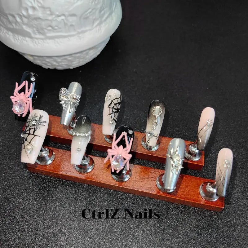 Handmade Spider Thorns Press-On Nails