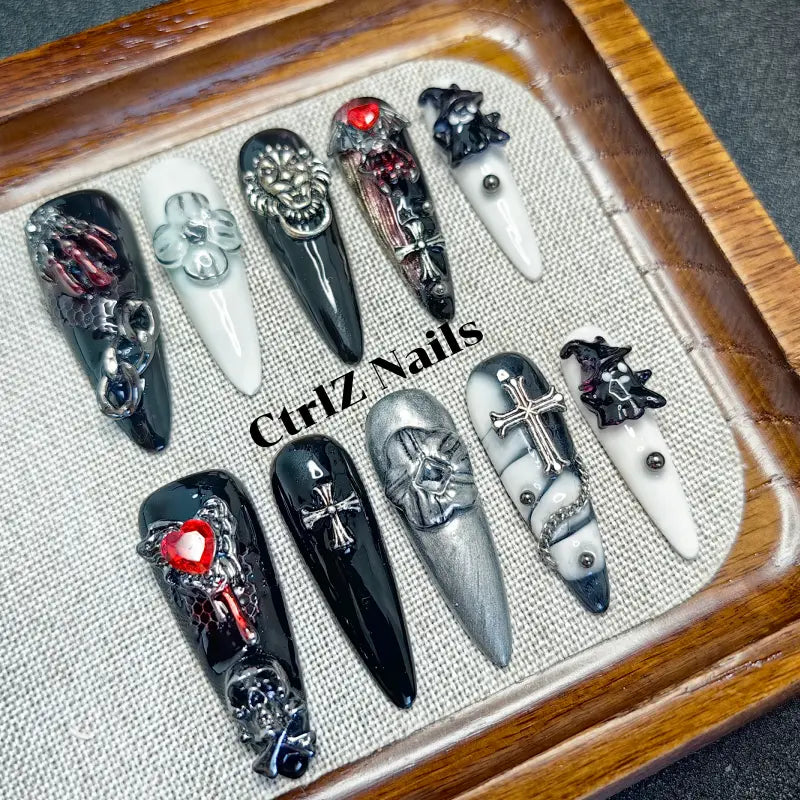 Handmade | Eerie Skeleton & Phantom Press-On Nails