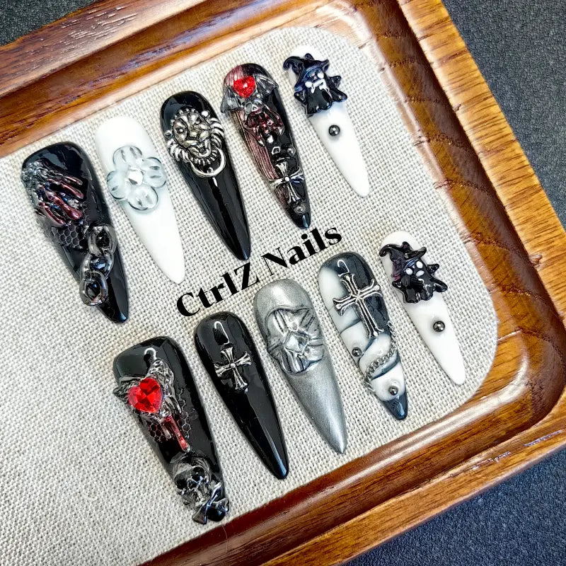 Handmade | Eerie Skeleton & Phantom Press-On Nails