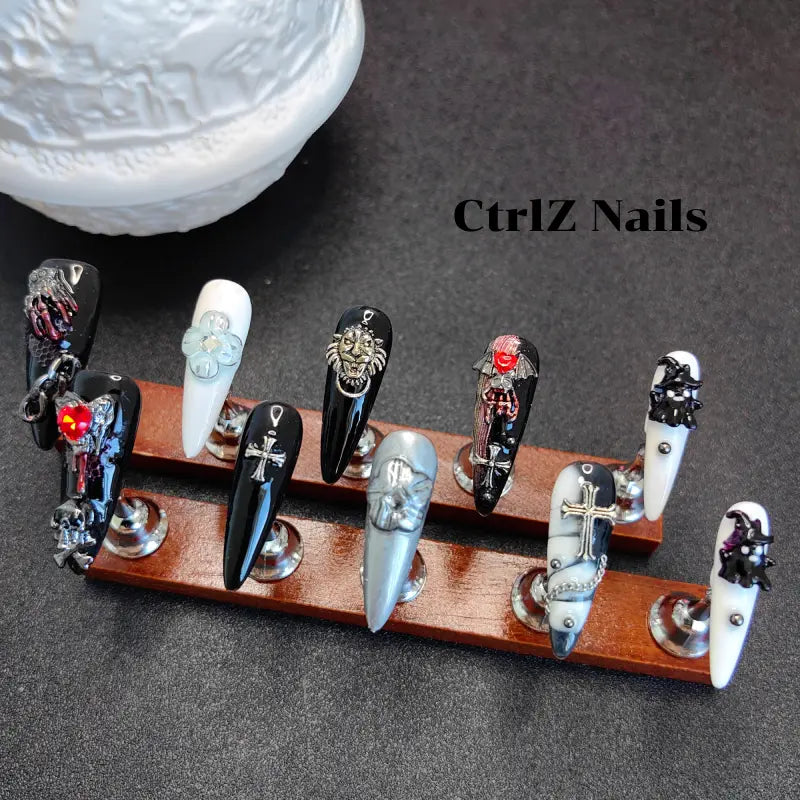 Handmade | Eerie Skeleton & Phantom Press-On Nails