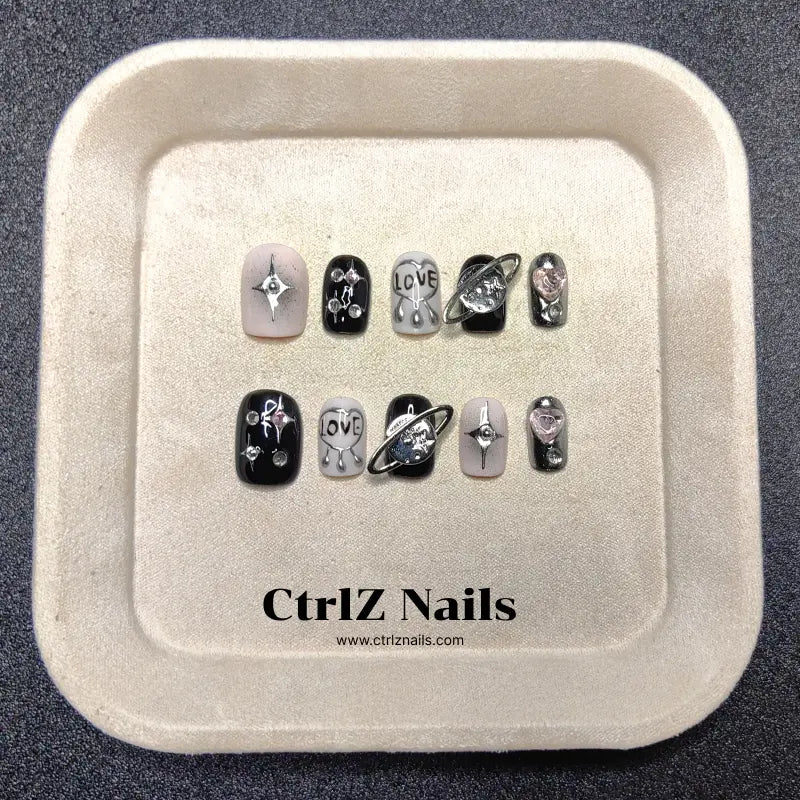 Handmade Press-On Nails – "Baddie Planet"