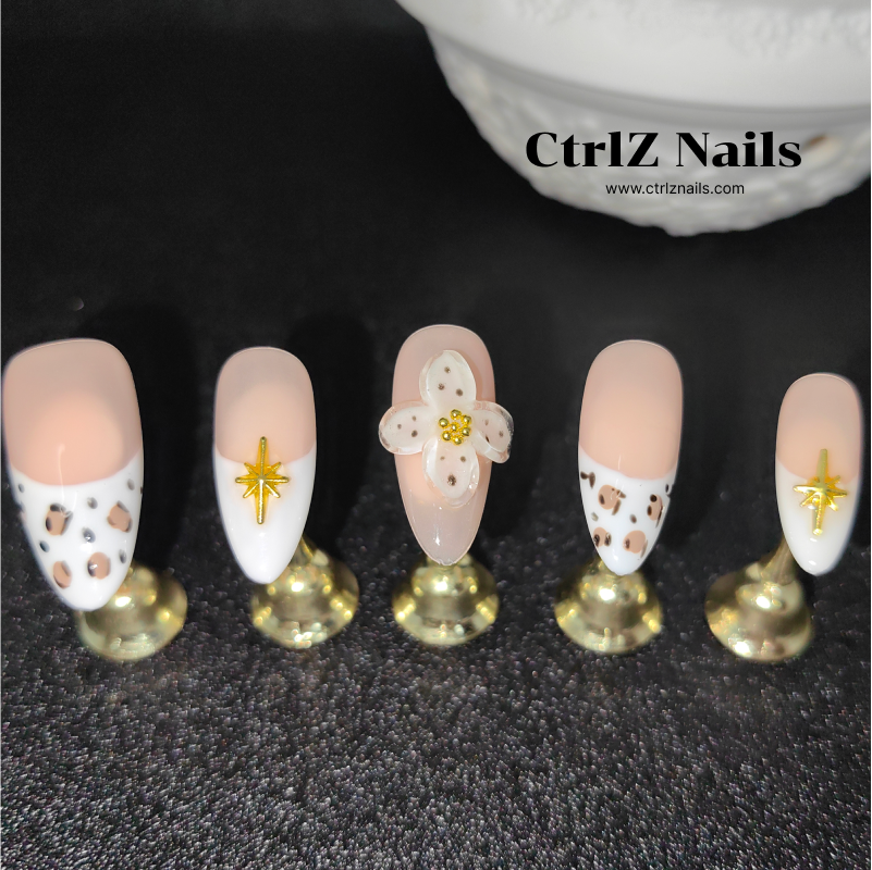 Handmade Romantic Aura Press-On Nails