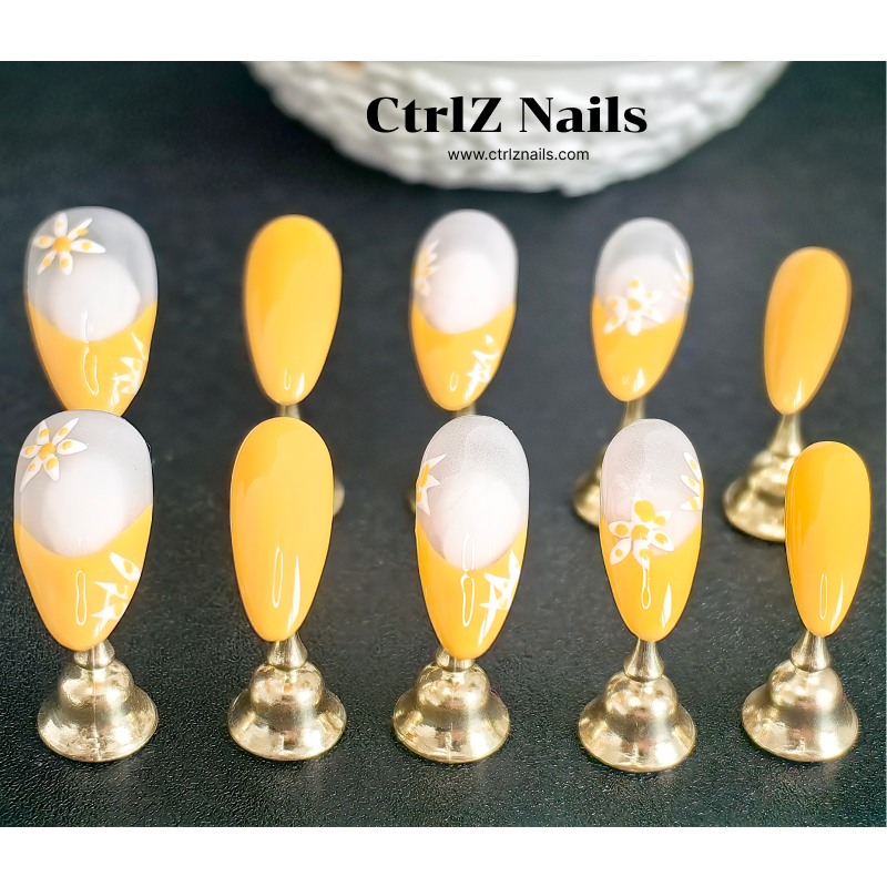 Handmade Six-Petal Blossom Press-On Nails