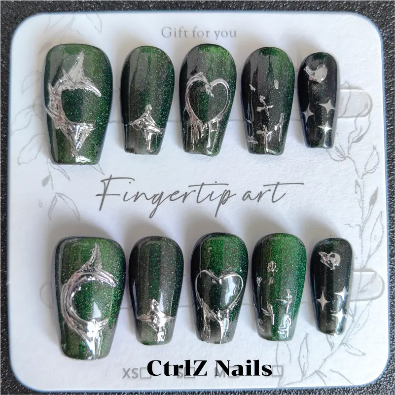 Emerald Green Cat Eye Press On Nails – Magnetic Effect Handmade Fake Nails for Salon-Quality Nail Designs