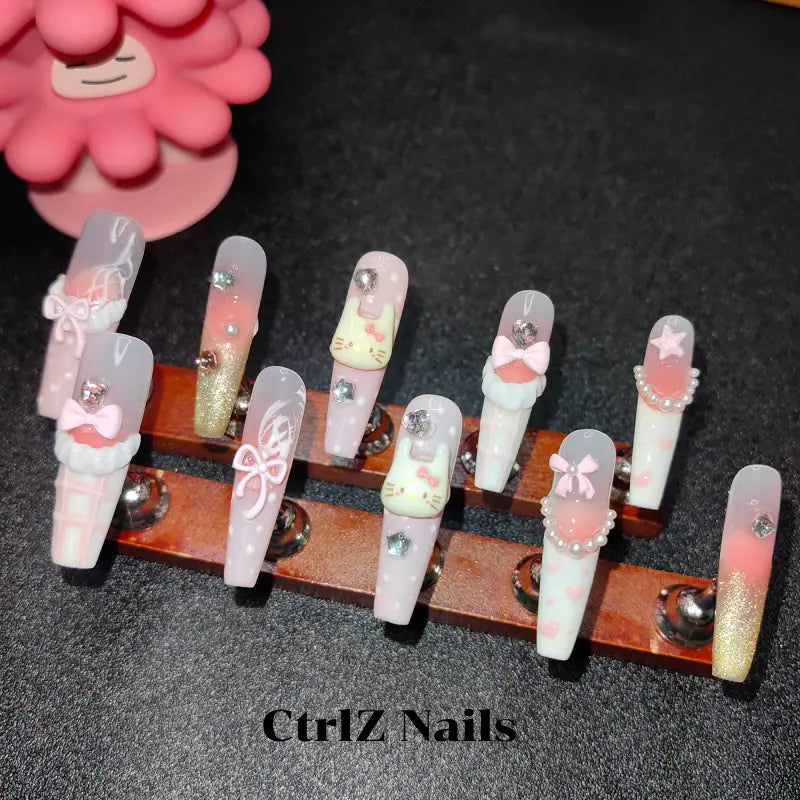 Handmade Sweetheart Kitty Press-On Nails