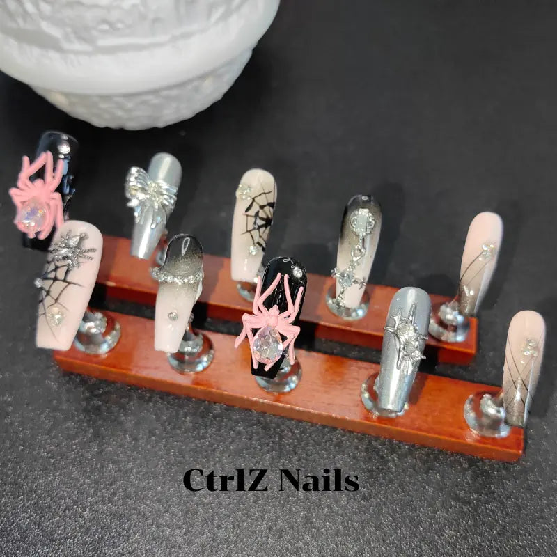 Handmade Spider Thorns Press-On Nails